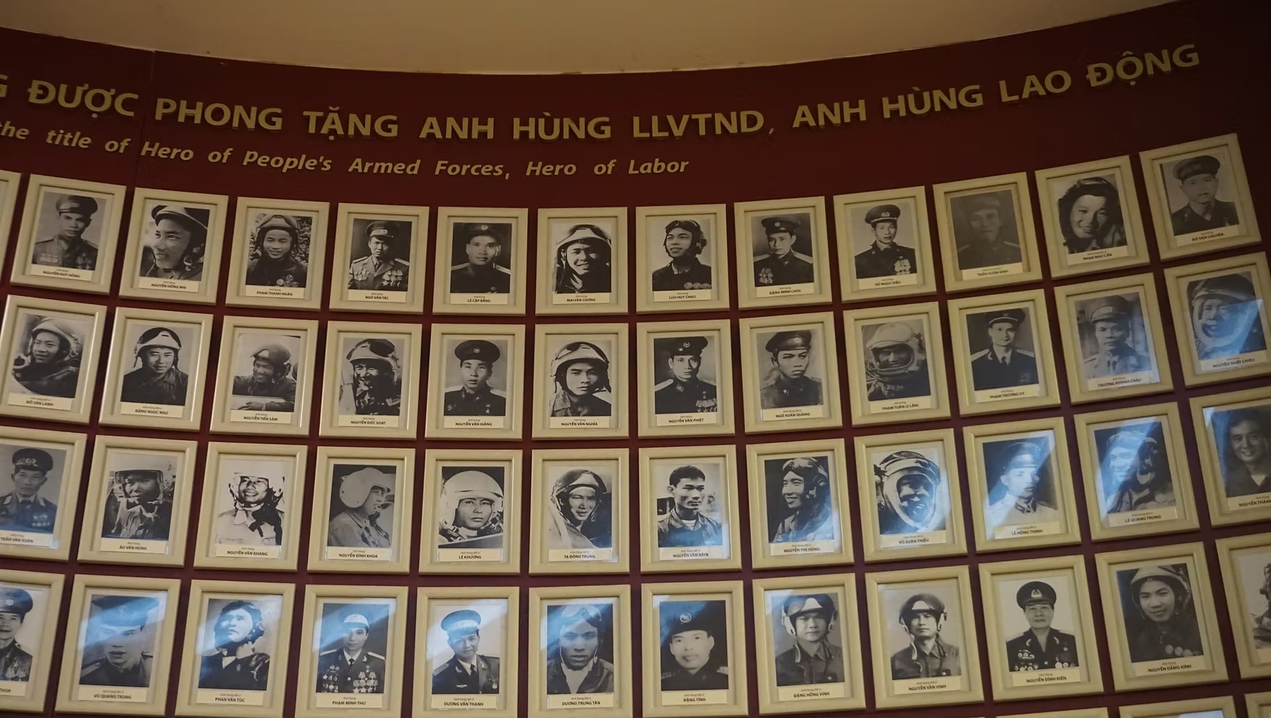 nhunganhhungbaovebautroi22