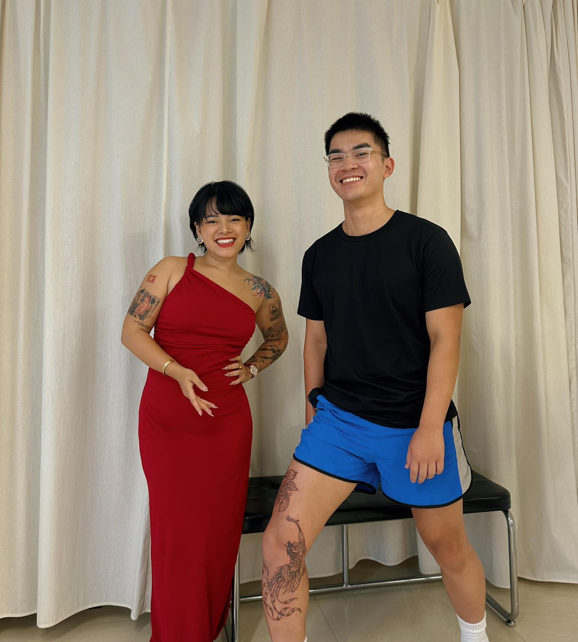 Người bạn gốc Việt trở về Việt Nam từ Mỹ để xăm hình đầu tiên 