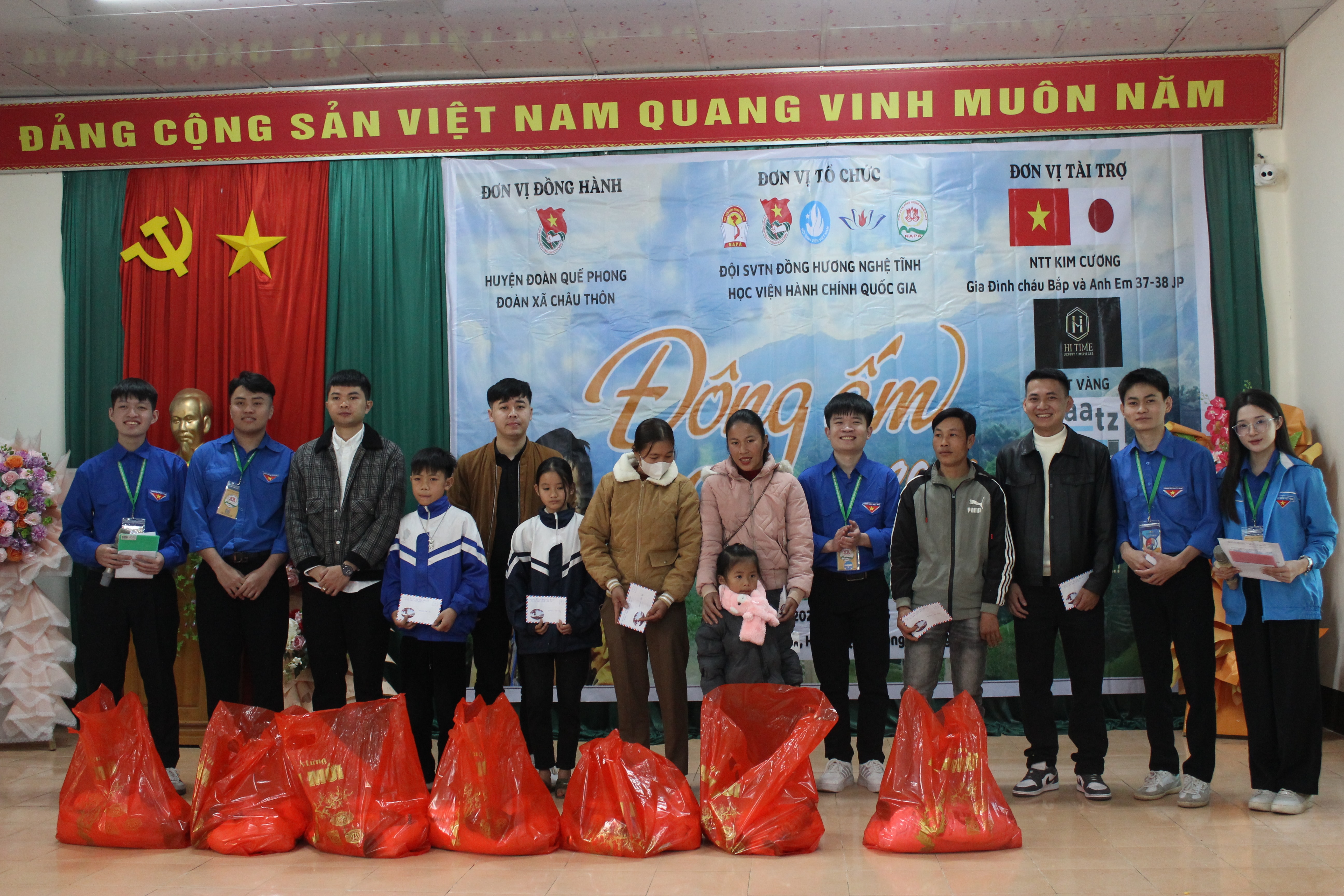 Chương trình “Đông ấm 2024” được tổ chức tại xã Châu Thôn (nay là xã Mường Quàng, tỉnh Nghệ An)