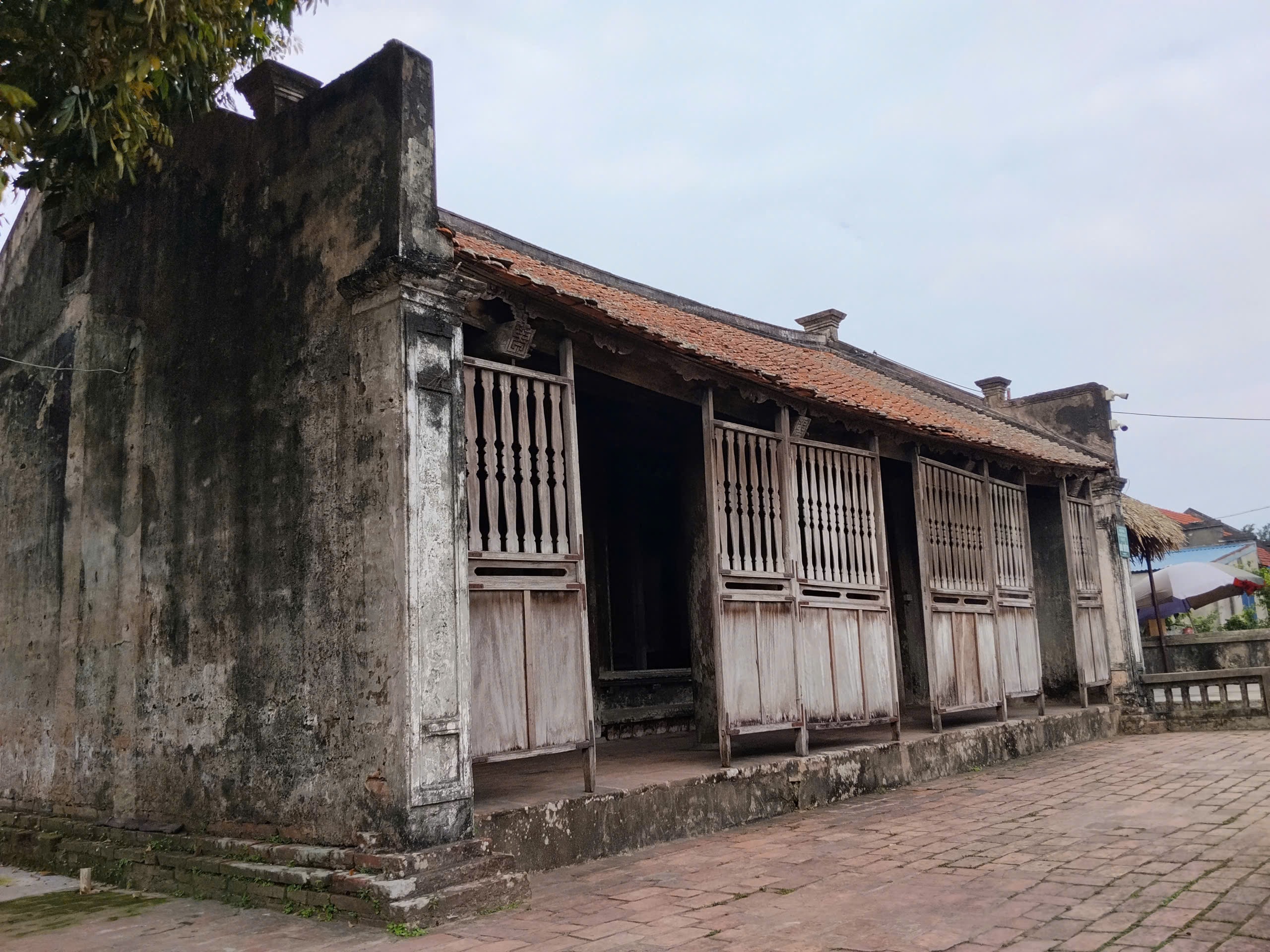 2. Ngôi nhà nguyên mẫu của cụ Bá Kiến