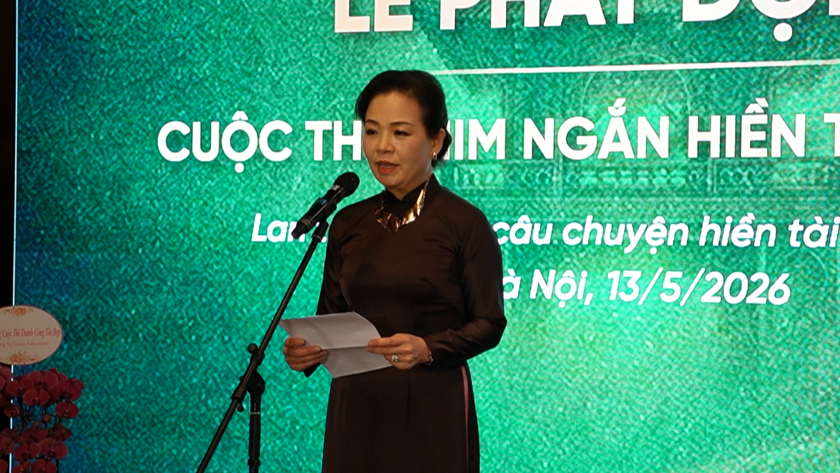 Tiến sĩ Ngô Phương Lan phát biểu tại buổi lễ. (Ảnh: Thùy Linh)