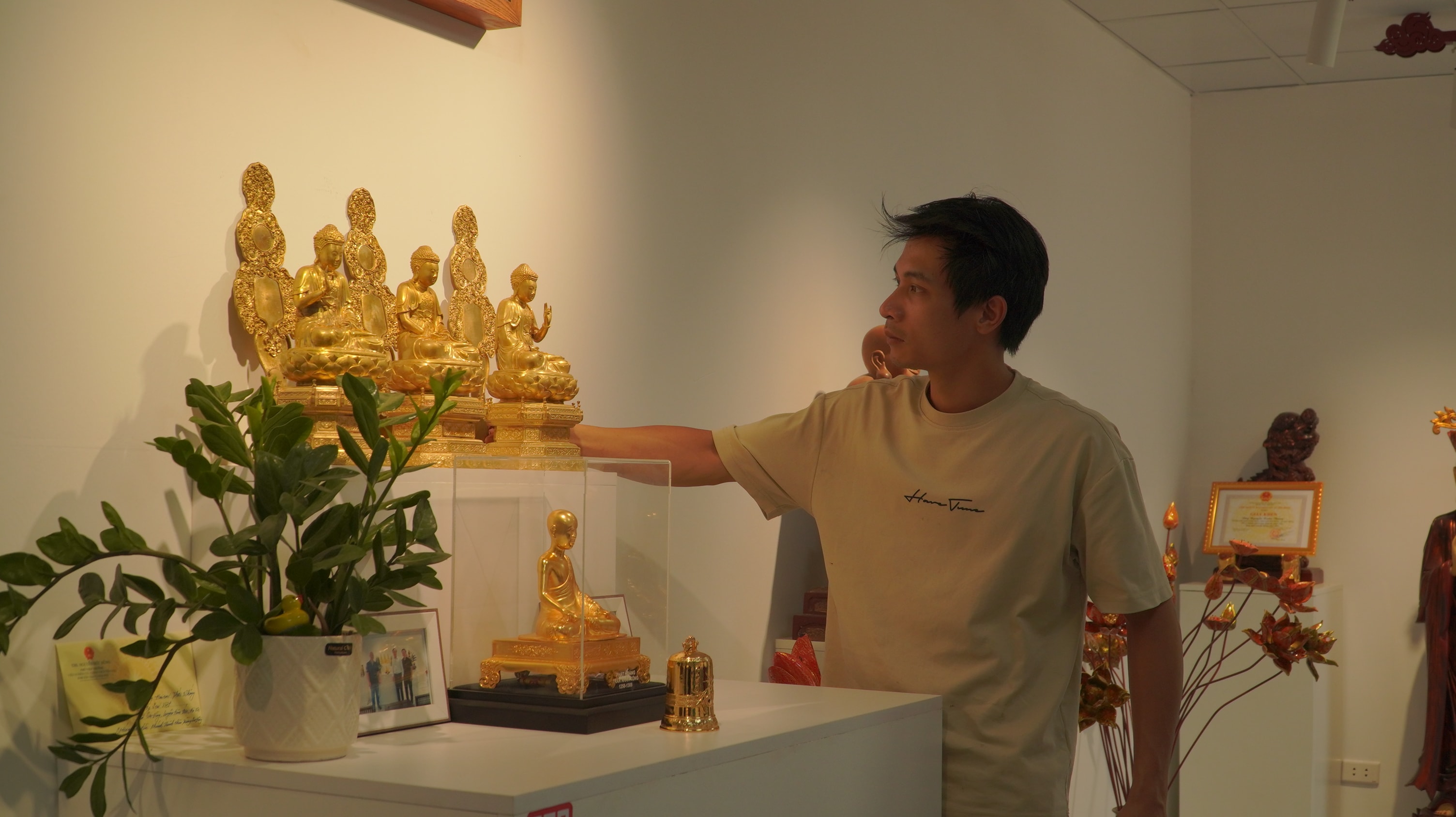 Chiêm ngưỡng tượng Phật