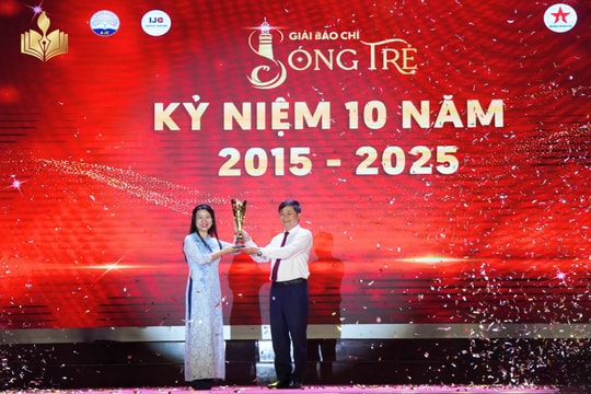 Những ngôi sao sáng tại Lễ Trao giải Báo chí Sóng trẻ lần thứ X - năm 2025