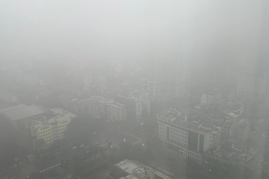 Ô nhiễm không khí ở Hà Nội: Từ cảnh báo tím đến điểm nghẽn trong thực thi chính sách