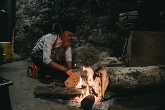 Những ngày quanh bếp lửa