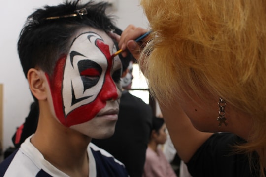 Văn hoá cổ truyền: Nghệ thuật trang điểm tuồng trở thành linh hồn buổi diễn