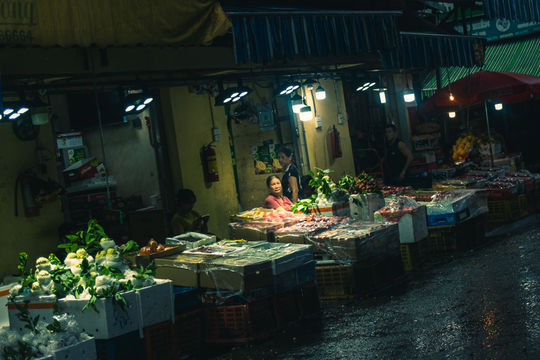 Chợ Long Biên - "Thủ phủ không ngủ" giữa lòng Hà Nội