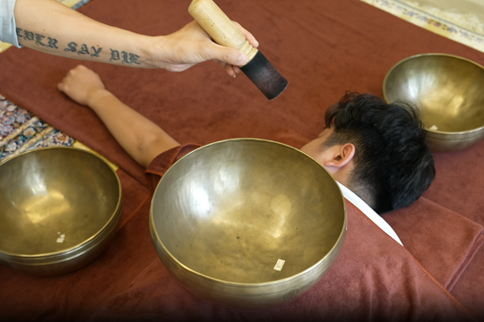 Khi thanh âm Himalaya trở thành liệu pháp tinh thần cho giới trẻ