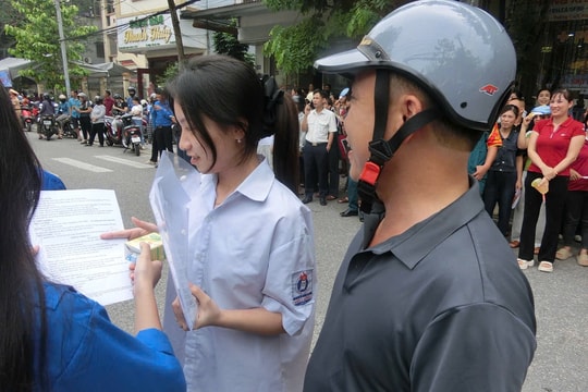 Khép lại buổi thi đầu tiên của Kỳ thi Tốt nghiệp THPT Quốc gia năm 2026